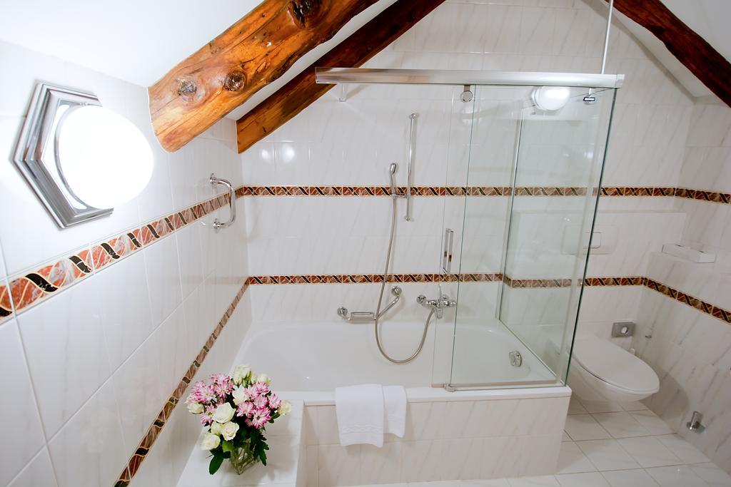 Romantik Hotel Castello Seeschloss อัสโกนา ห้อง รูปภาพ