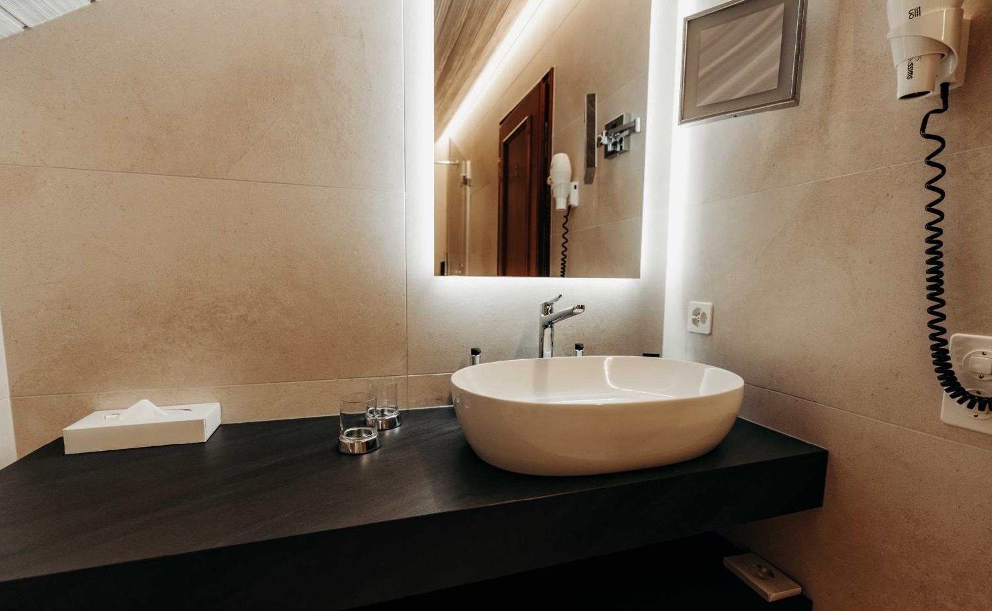 Romantik Hotel Castello Seeschloss อัสโกนา ภายนอก รูปภาพ